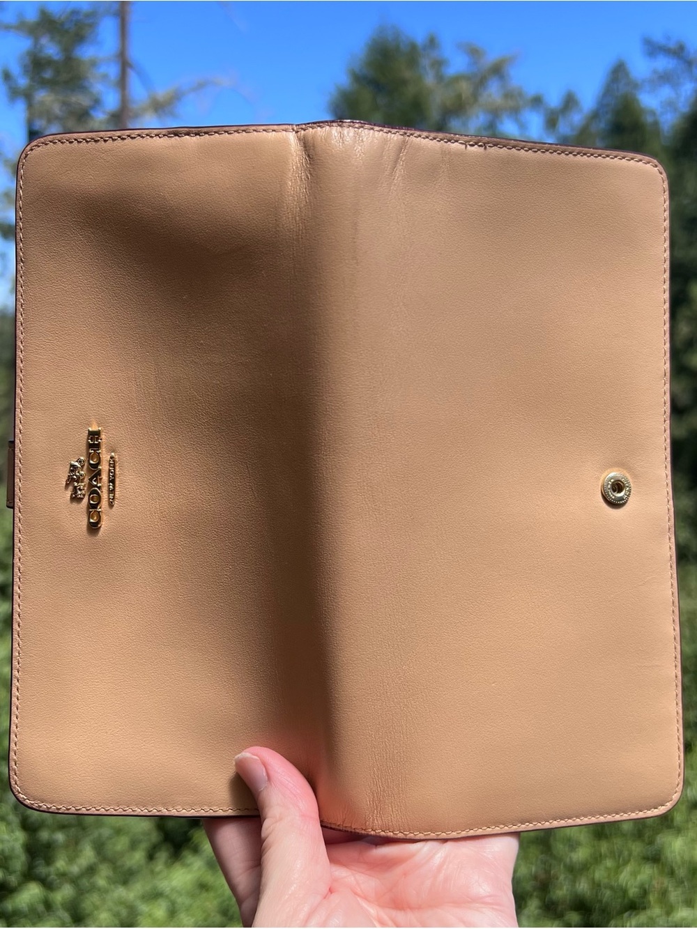 COACH Tan Leather Slim Wallet Credit Card Holder with Gold Hardware AUTHENTIC - Picture 6 of 13